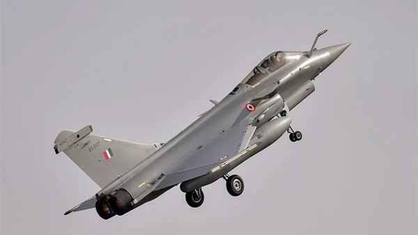भारतीय नौदलाची सागरी युद्धक्षमता वाढणार