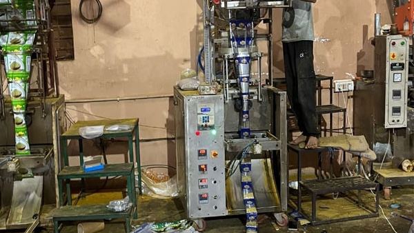 अकोल्यात मसाला पेढीचा परवाना निलंबित