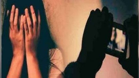 ब्रेकअपचा राग; प्रेयसीचे फोटो व्हायरल करण्याची धमकी