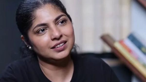 मुलींना सात वाजता घरी यायला सांगता, मग मुलांनाही विचारा!’