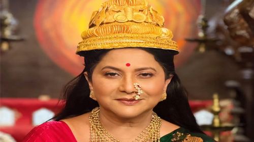स्वामी समर्थांच्या अर्धनारीश्वर रूपात निवेदिता सराफ