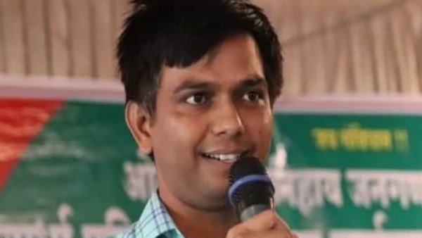 शप गटातून कराळे मास्तर सहा वर्षांसाठी निलंबित