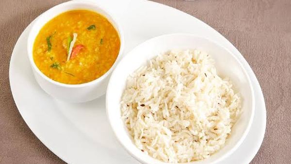 डाळ-भात केवळ चवीसाठी नव्हे, आरोग्यासाठीही फायदेशीर!