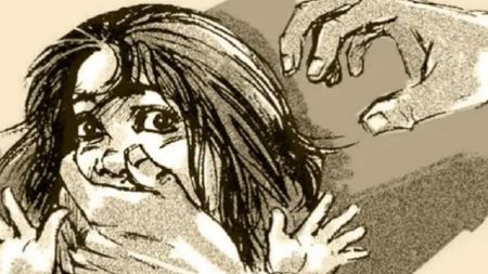 खुनातील आरोपीकडून तरुणीवर बलात्कार